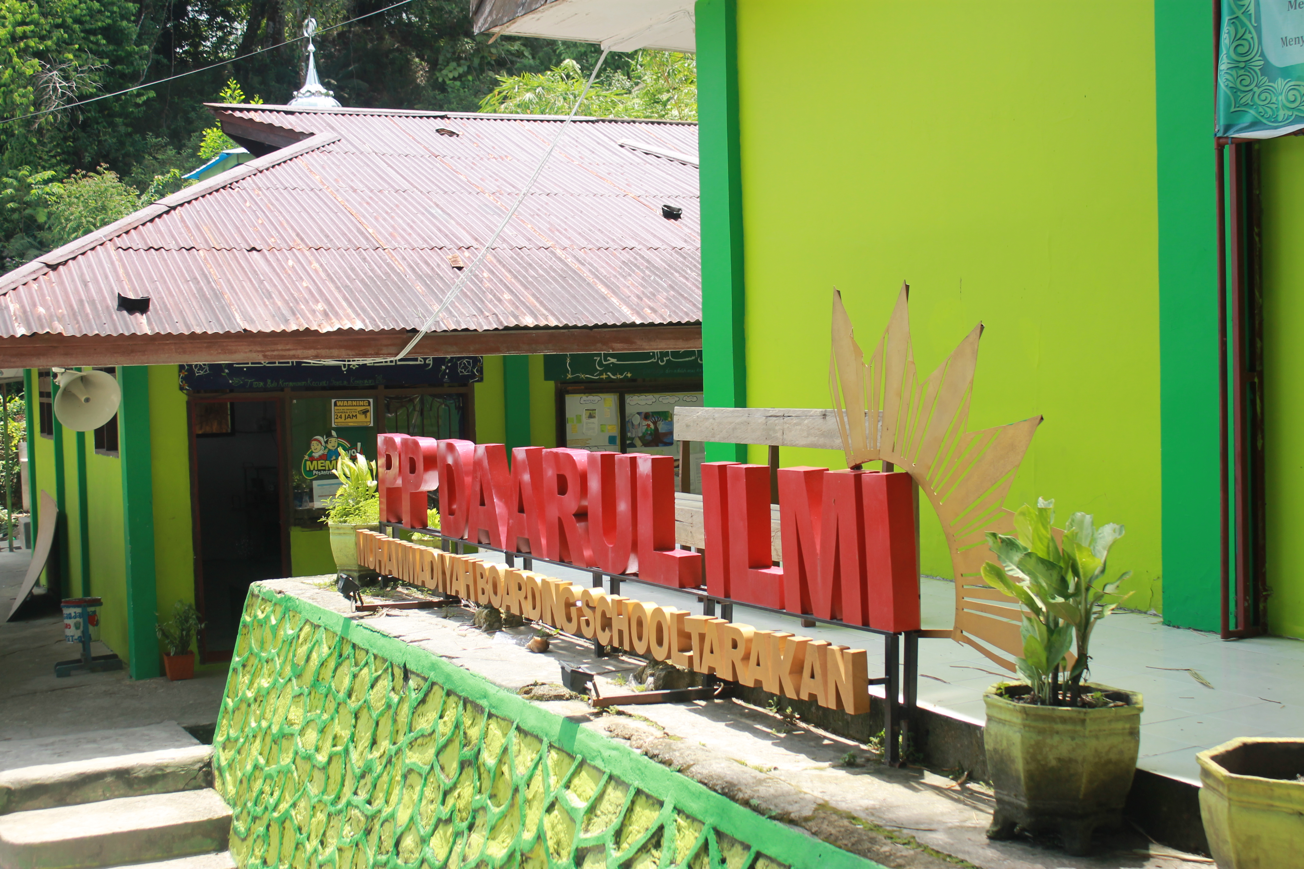 Kampus 1 Putri (Jl. Jend Sudirman Rt.4 No.66 Kp Baru Pamusian Tarakan, Tarakan Tengah, Kota Tarakan, Kalimantan Utara 77114.)