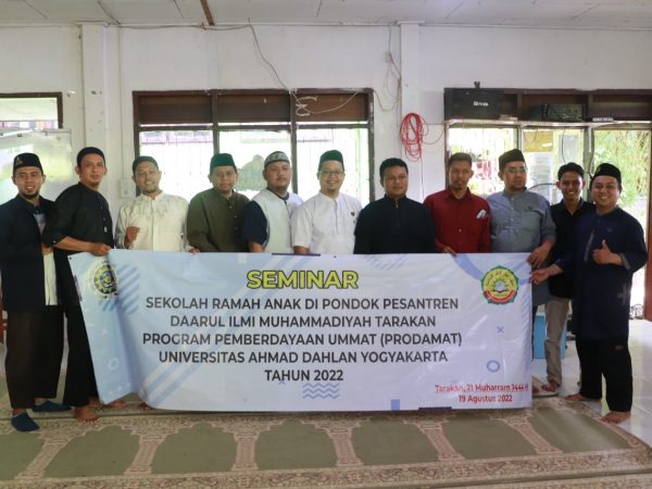 Wujudkan Sekolah Ramah Anak, MBS Tarakan adakan Seminar bekerja sama dengan Mahasiswa Magister UAD